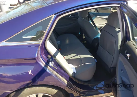 2013 Hyundai Sonata Gls z USA, uszkodzony, nr VIN 5NPEB4AC7DH763433